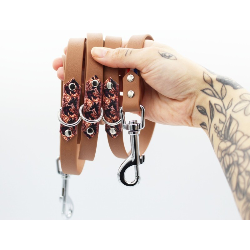 Laisse multipositions Huginn et Muninn – TPU imperméable & motifs UV | B Wild Shop