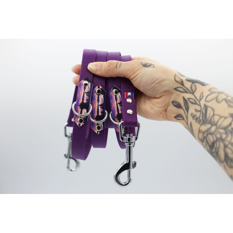 Laisse multipositions Lac d’Aydat Violet – TPU imperméable & motifs UV | B Wild Shop